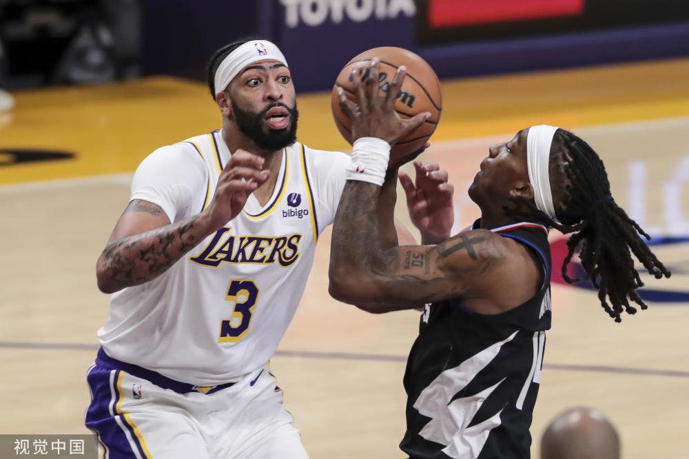 同时在比赛 同时在比赛