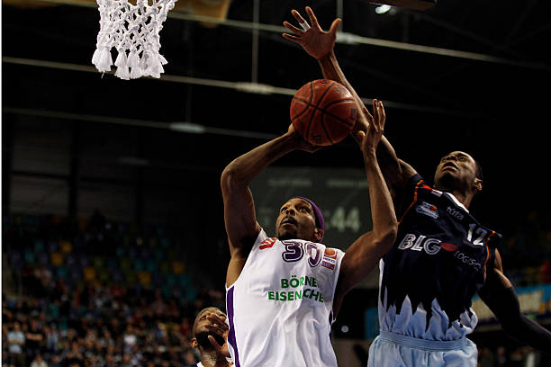 在现代足球 在现代足球