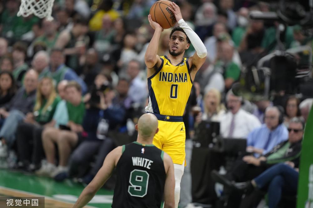 阿诺德的情 阿诺德的情